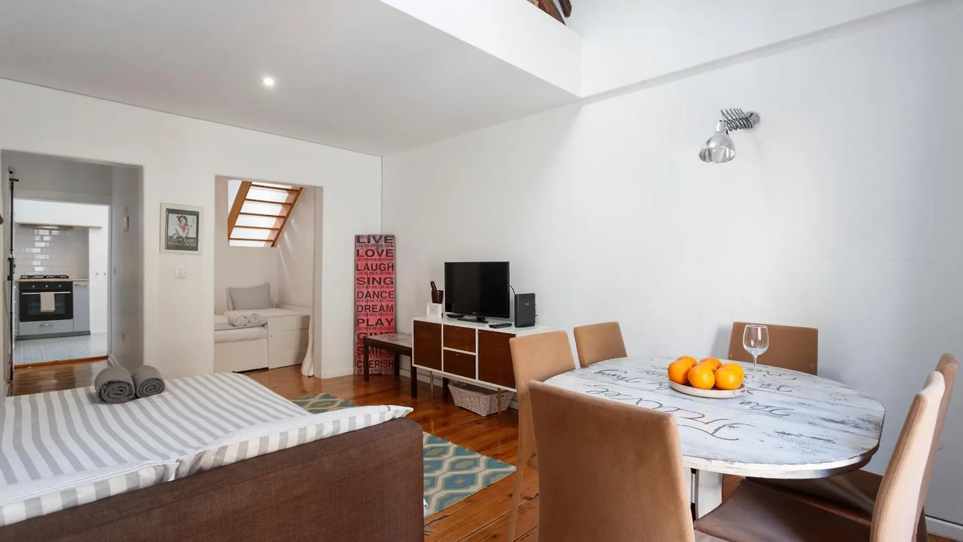 Lisbon Avenida Apartment
